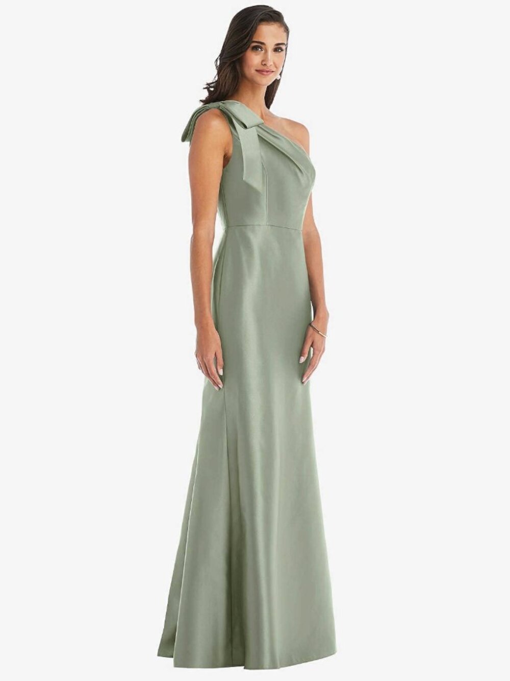 NEW! Beautiful Mother of the Bride/Groom gown in dusty sage green